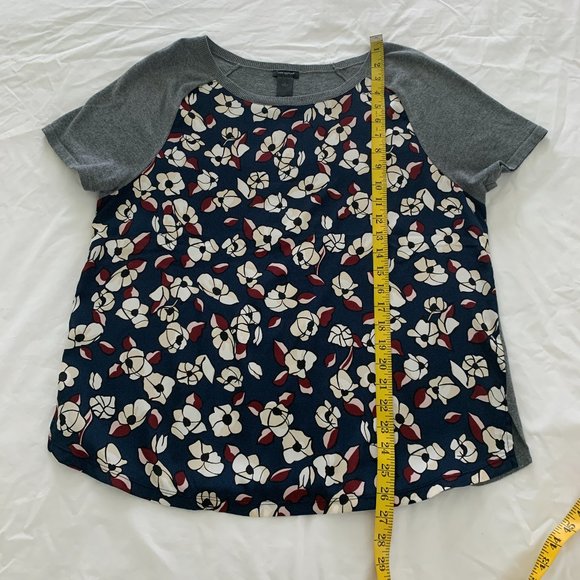 Ann Taylor Women´s Top Blouse, Size L - Picture 12 of 12